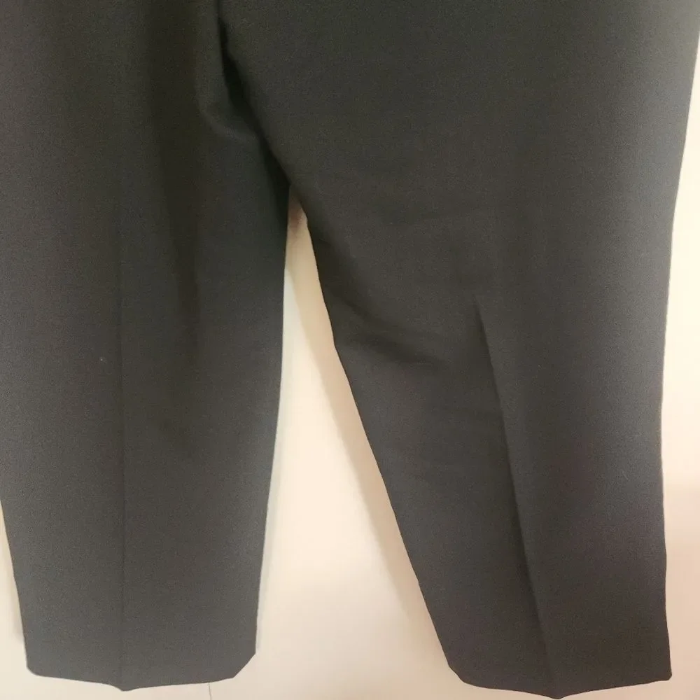 P39 Zac & Rachel black cropped dress pants pockets button detail @ cuffs - Picture 13 of 15